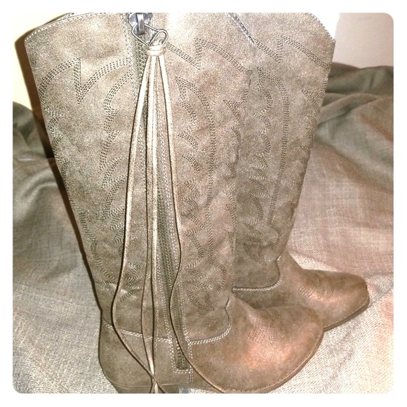 Rampage Metallic Grey Cowgirl boots - Picture 1 of 3
